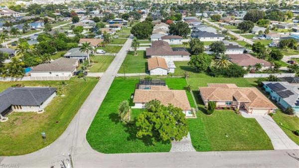 Cape Coral, 1717 11th Ter, Cape Coral, Florida 33990, image 2