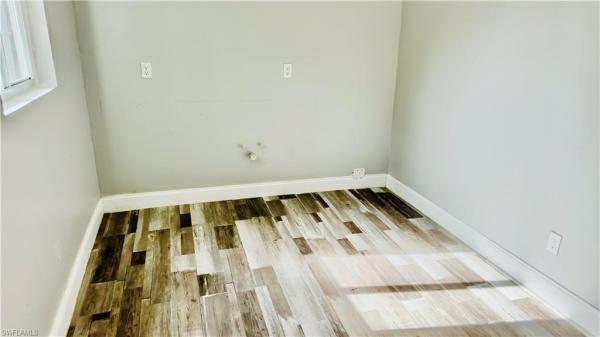 Pine Manor, 5628 5th Ave, Fort Myers, Florida 33907, image 1