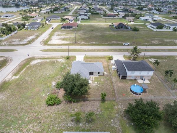 Cape Coral Residential, 1124 W Diplomat Pkwy, Cape Coral, Florida 33993, image 2