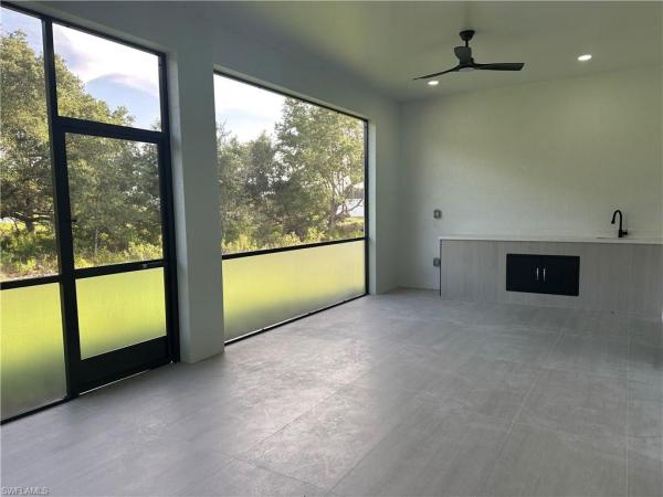 Lehigh Acres, 2517 W 59th St, Lehigh Acres, Florida 33971, image 3