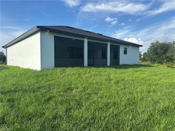 Lehigh Acres, 2517 W 59th St, Lehigh Acres, Florida 33971, image 2