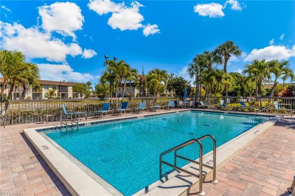 Central Park South Condos, 9305 Lake Park Dr #204, Fort Myers, Florida 33919, image 2