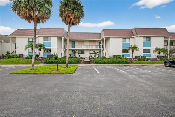 Estero Island Yacht & Racquet Club, 200 Lenell Rd #214, Fort Myers Beach, Florida 33931, image 2