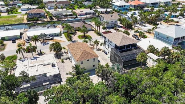 Shell Mound Park, 401 Donora Blvd, Fort Myers Beach, Florida 33931, image 1