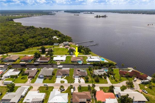North Fort Myers No HOA, 1805 Stevenson Rd, North Fort Myers, Florida 33917, image 2