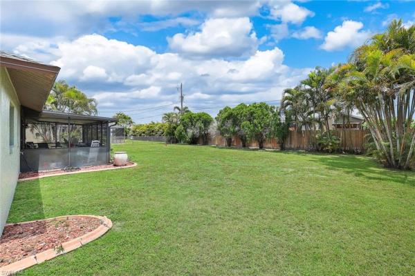 Cape Coral Residential, 622 22nd Ter, Cape Coral, Florida 33991, image 2