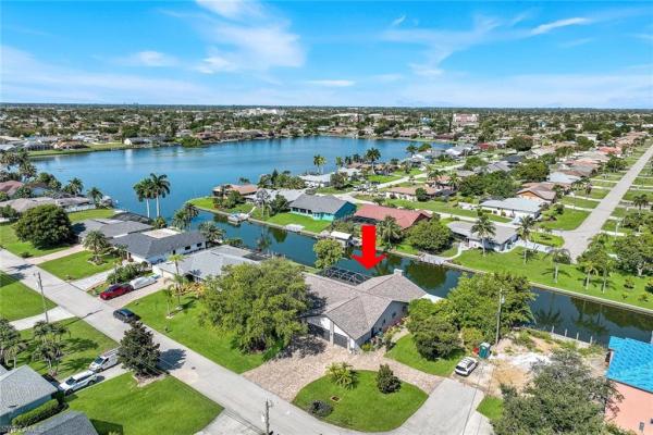Cape Coral, 204 20th Pl, Cape Coral, Florida 33990, image 2