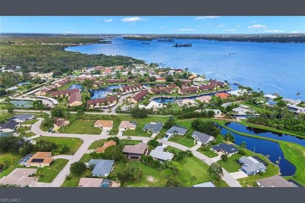 Riverbend Golf & River Club, 6380 P G A Dr, North Fort Myers, Florida 33917, image 1