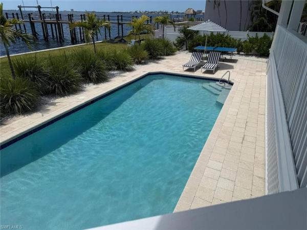 Yacht Club, 656 Coral Dr, Cape Coral, Florida 33904, image 1