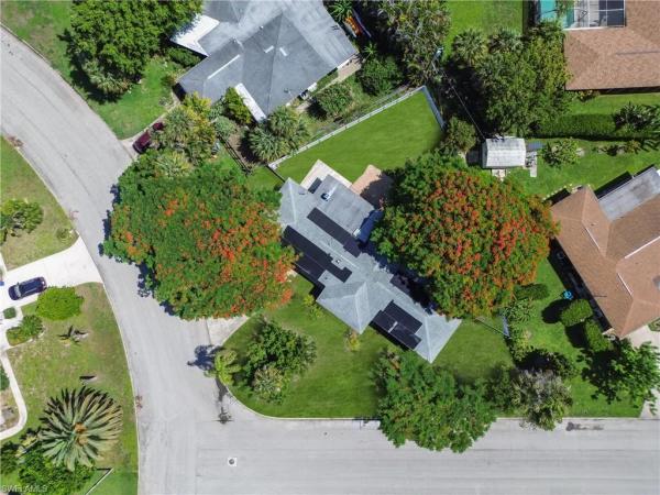 Lehigh Acres, 139 Lake Dr, Lehigh Acres, Florida 33936, image 3