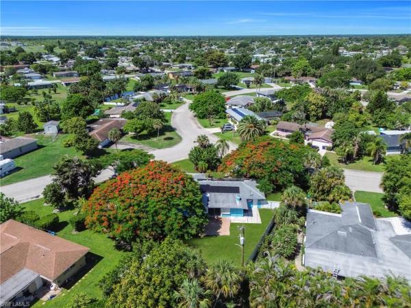 Lehigh Acres, 139 Lake Dr, Lehigh Acres, Florida 33936, image 2