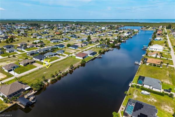 Cape Coral Residential, 4202 33rd St, Cape Coral, Florida 33993, image 2
