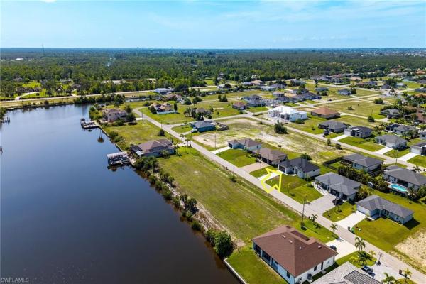 Cape Coral Residential, 4202 33rd St, Cape Coral, Florida 33993, image 1