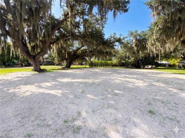 Fort Myers Residential, 209 Kingston Dr, Fort Myers, Florida 33905, image 1