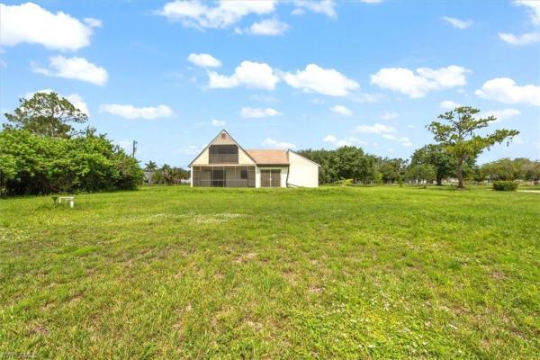 Riverdale Ranches, 4981 Skates Cir, Fort Myers, Florida 33905, image 2
