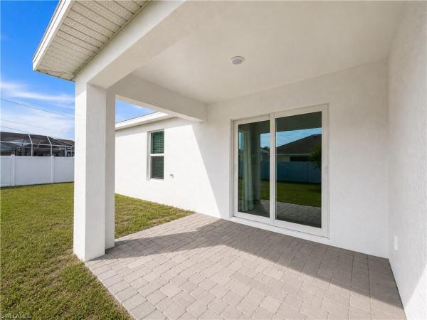 Cape Coral, 2728 5th Pl, Cape Coral, Florida 33909, image 2