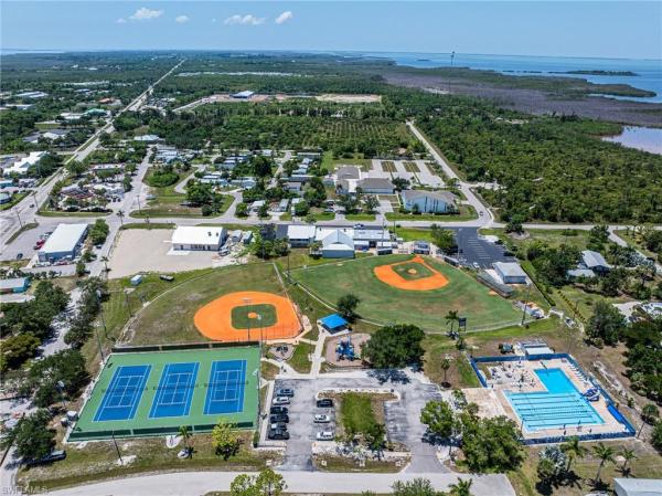 Nesting Of Pine Island, 10810 Habitat Cir, Bokeelia, Florida 33922, image 2