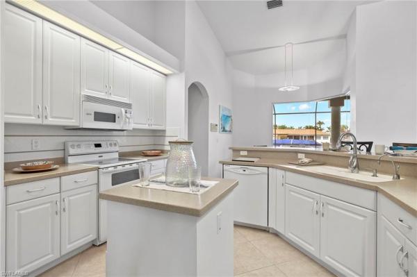Savona, 1811 37th Ter, Cape Coral, Florida 33904, image 2
