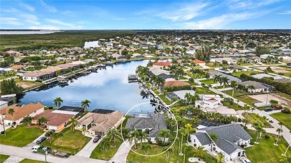 Cape Coral, 2807 31st Ln, Cape Coral, Florida 33914, image 2