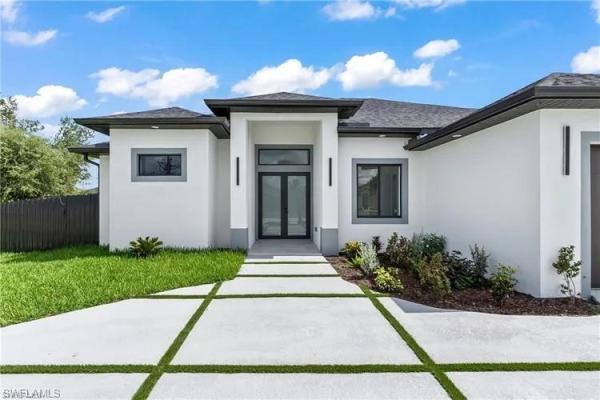 Cape Coral Residential, 1809 Trafalgar Pkwy, Cape Coral, Florida 33991, image 1