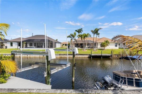 Cape Coral Residential, 2101 29th Ter, Cape Coral, Florida 33914, image 3