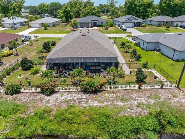 25266 Estrada Cir, Punta Gorda, Florida 33955, image 3