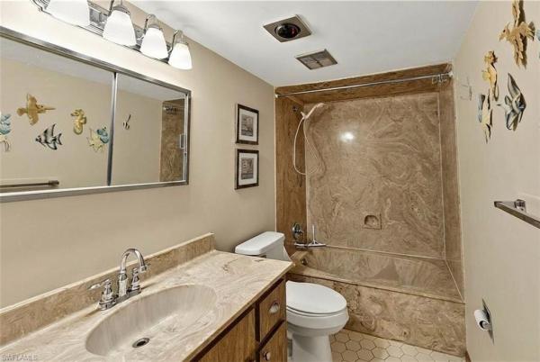 Tarpon Tower, 720 Tarpon St, Fort Myers, Florida 33916, image 2