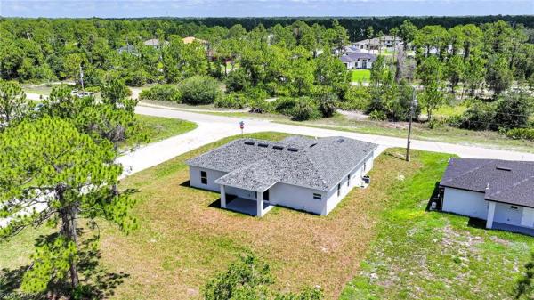 Lehigh Acres, 2819 W 32nd St, Lehigh Acres, Florida 33971, image 2
