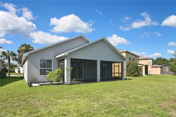 Sherwood At The Crossroads, 11069 River Trent Ct, Lehigh Acres, Florida 33971, image 2