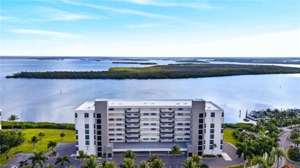 The Palms Of Bay Beach, 4203 Bay Beach Ln #3E, Fort Myers Beach, Florida 33931, image 1