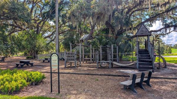 Idlewild, 3080 Meandering Way #202, Fort Myers, Florida 33905, image 3