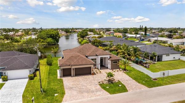 Cape Coral Residential, 1210 Santa Barbara Pl, Cape Coral, Florida 33991, image 3
