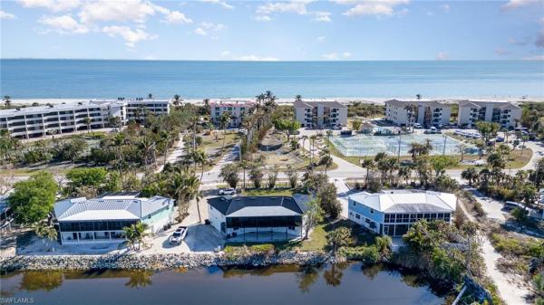 Metes & Bounds, 1720 Middle Gulf Dr, Sanibel, Florida 33957, image 2