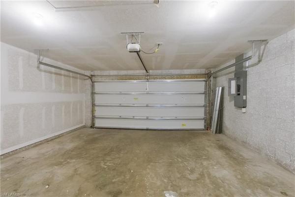 Vistanna Villas, 18310 Gibraltar Ln, Lehigh Acres, Florida 33936, image 2