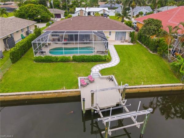 Cape Coral, 1926 12th Ter, Cape Coral, Florida 33990, image 2