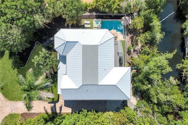 Sanibel Estates, 1111 Schooner Pl, Sanibel, Florida 33957, image 3