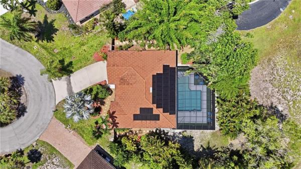Edenbridge Gardens, 27160 Edenbridge Ct, Bonita Springs, Florida 34135, image 2