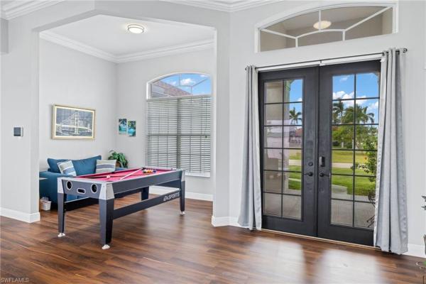 Cape Coral, 1049 38th Pl, Cape Coral, Florida 33993, image 2
