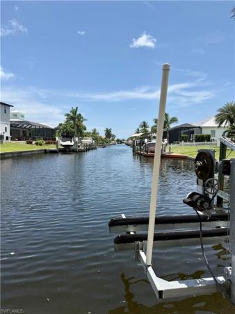 Cape Coral, 1122 E El Dorado Pkwy, Cape Coral, Florida 33904, image 1