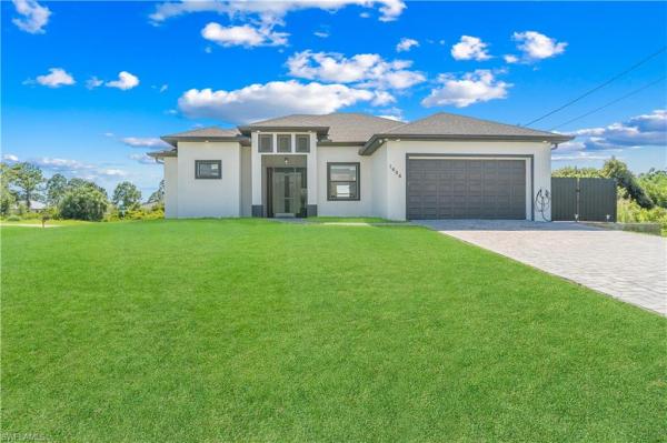 Lehigh Acres, 1606 S Beth Ave, Lehigh Acres, Florida 33976, image 2