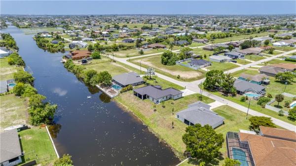 Cape Coral Residential, 1509 3rd Pl, Cape Coral, Florida 33993, image 2