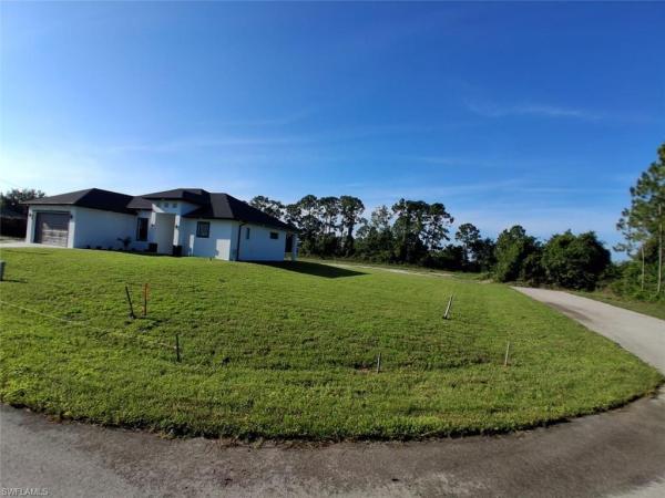 Lehigh Acres Residential, 1106 E Edelweiss St, Lehigh Acres, Florida 33974, image 1
