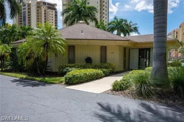 The Ashland At Lakeridge, 7129 Lakeridge View Ct #203, Fort Myers, Florida 33907, image 3