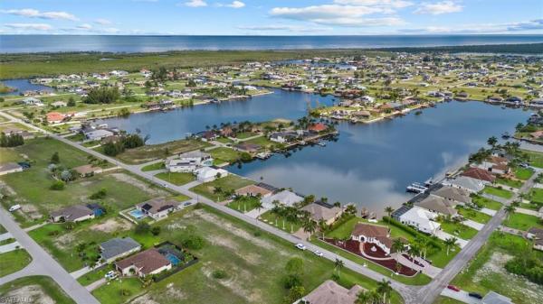 Cape Coral, 4227 28th St, Cape Coral, Florida 33993, image 2