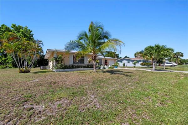 Cape Coral Residential, 1758 Bikini Ct, Cape Coral, Florida 33904, image 3