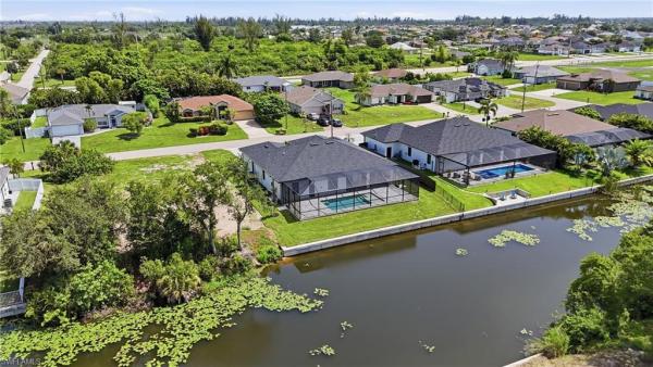 Cape Coral, 2306 16th Ter, Cape Coral, Florida 33991, image 2
