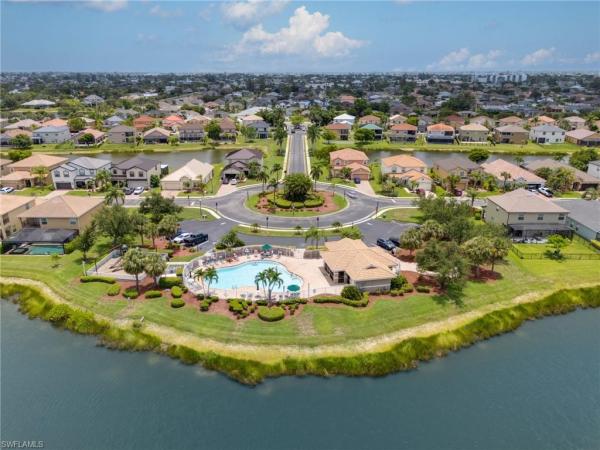 Heatherwood Lakes, 2059 Willow Branch Dr, Cape Coral, Florida 33991, image 2
