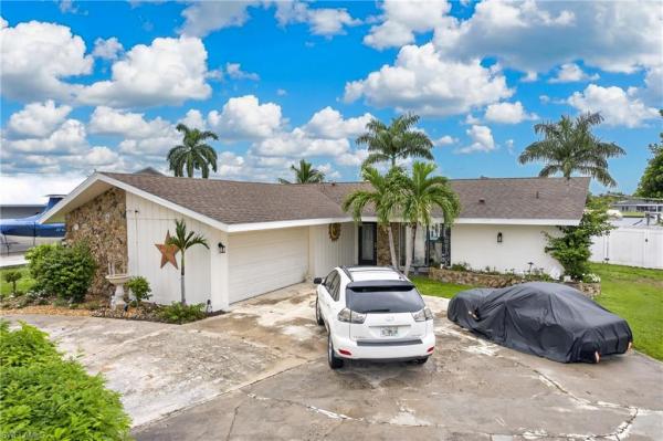 Fort Myers Shores, 13402 Marquette Blvd, Fort Myers, Florida 33905, image 3