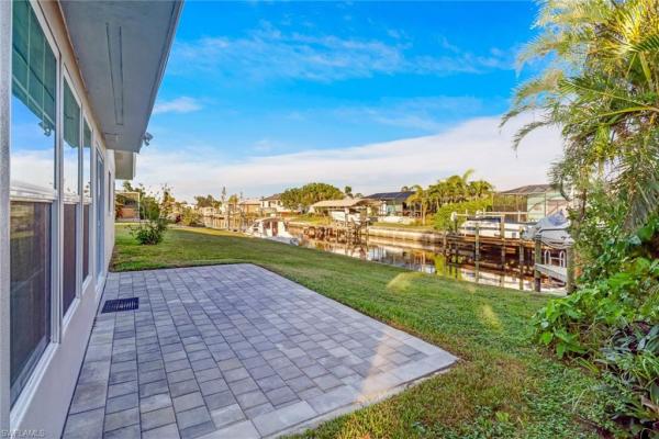 Waterway Estates, 4312 Bay Cir, North Fort Myers, Florida 33903, image 2