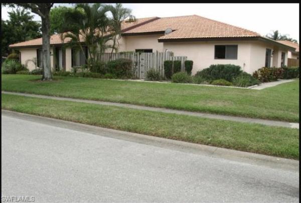 Hamlet, 1426 Park Shore Cir #4, Fort Myers, Florida 33901, image 2